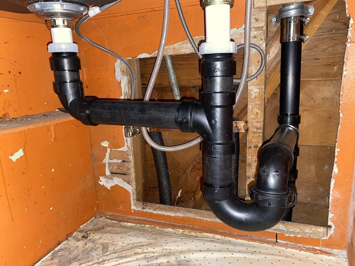 Professional Pipe Bursting equipment and tools on the job in Etna
